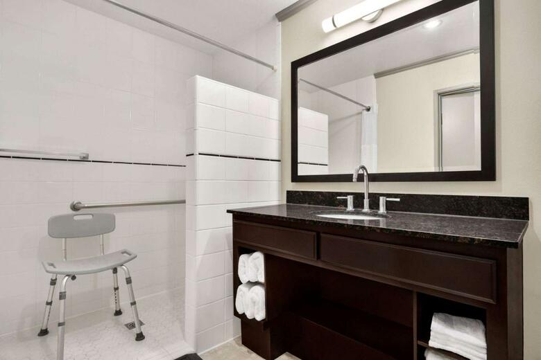 Hotel Baymont By Wyndham Monterey Park