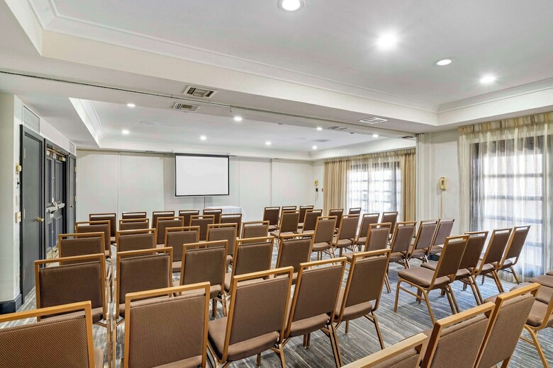Hotel Best Western Meridian Inn & Suites