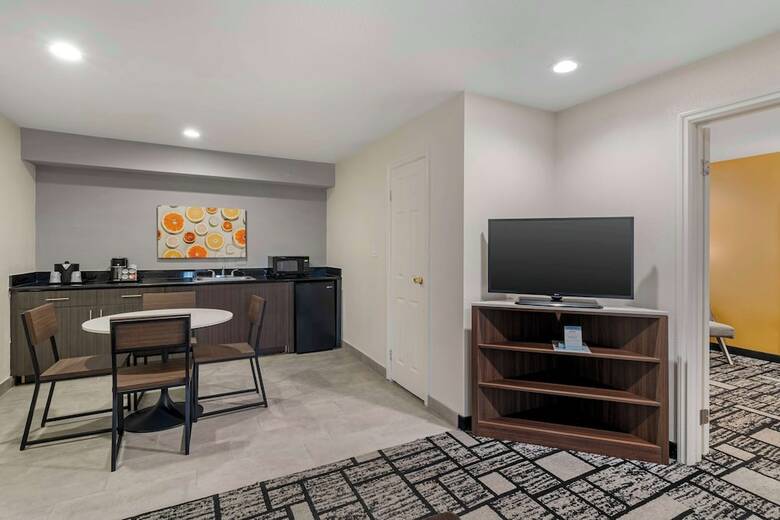 Hotel Best Western Meridian Inn & Suites