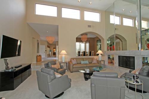 La Quinta House #166 Home