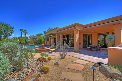 La Quinta House #156 Home