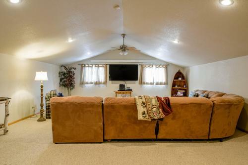 Twisted Pines Lodge