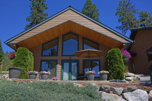 Cashmere Mountain Bed & Breakfast (adult Only)