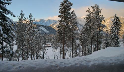 Cashmere Mountain Bed & Breakfast (adult Only)