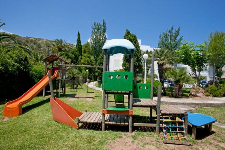 Cabot Las Velas Apartments