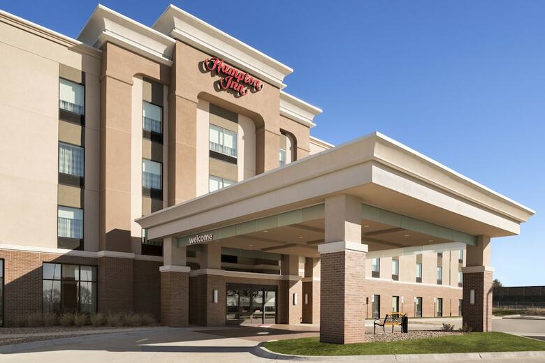 Lincoln Heights Hotel � Lincoln Airport