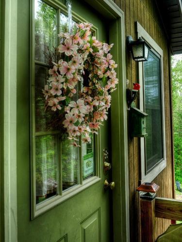 The Pink Dogwood