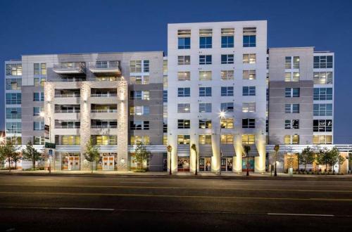 Luxury Apartments Downtown La