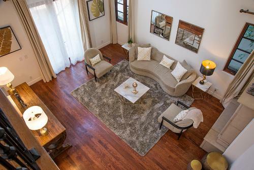 Private Spanish Villa In Central Hollywood With Pool