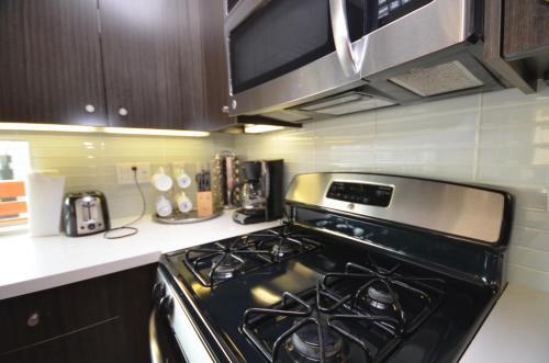 Perfect Apartment 2bd/2bth Free Parking