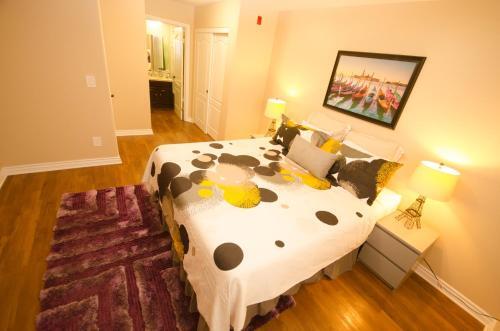 Perfect Apartment 2bd/2bth Free Parking