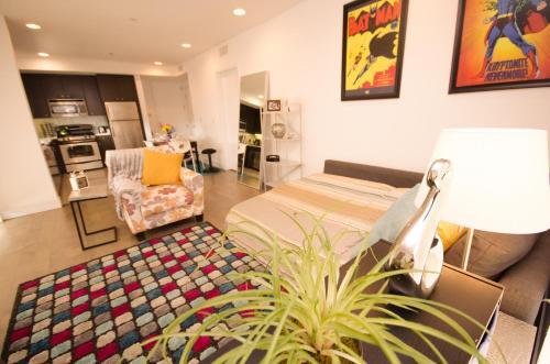 Perfect Apartment 2bd/2bth Free Parking