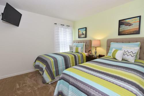 Six-bedroom Crofton Springs Villa