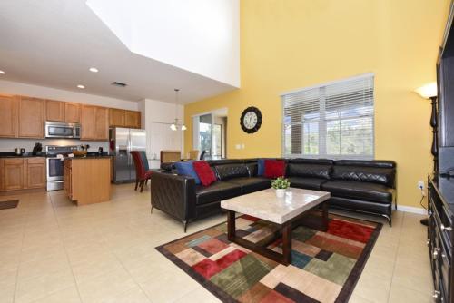 Six-bedroom Cabello Villa #421