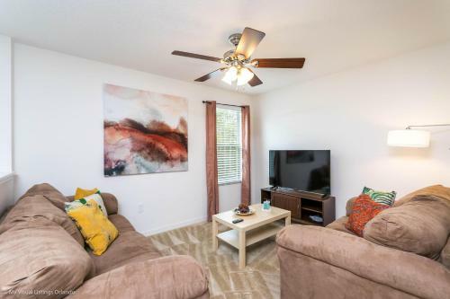 Villa 620 Orange Cosmos Blvd