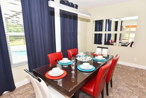 Six-bedroom Orange Villa #394