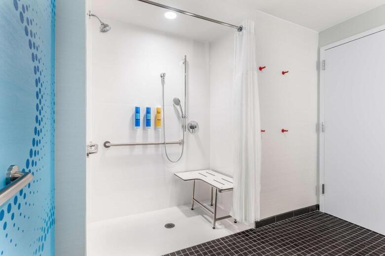 Hotel Tru By Hilton Madison West