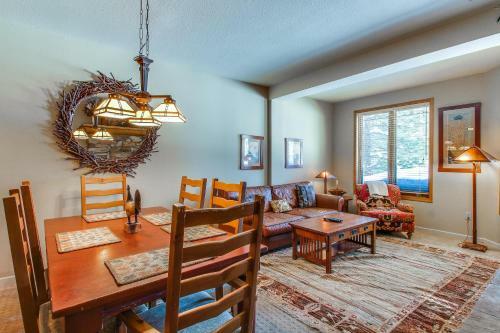 Mammoth Green Condos
