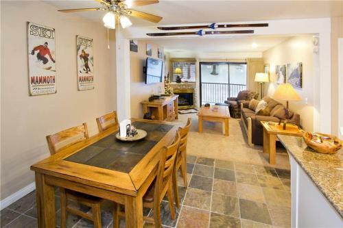 Apartamento St Anton Condos #13