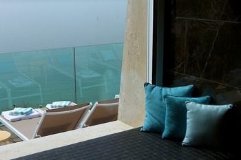 Hotel Riviera & Maximilian`s