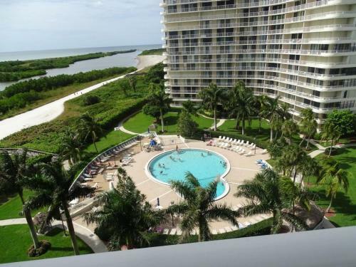 Apartamento Seaview Condo #18240