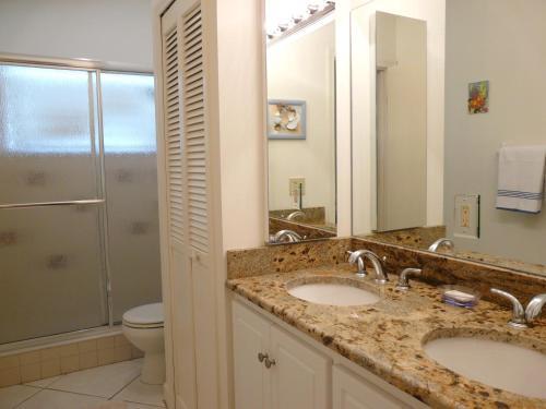 921 Tulip Court