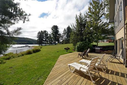 Taylor Made Six-bedroom Holiday Home