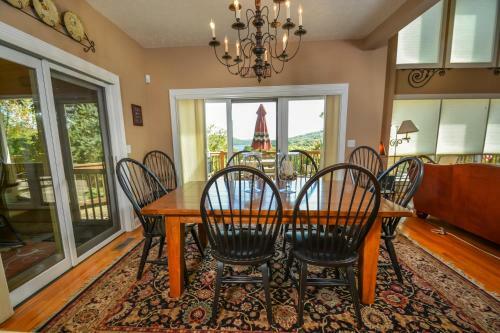 Ponte Vista Five-bedroom Holiday Home