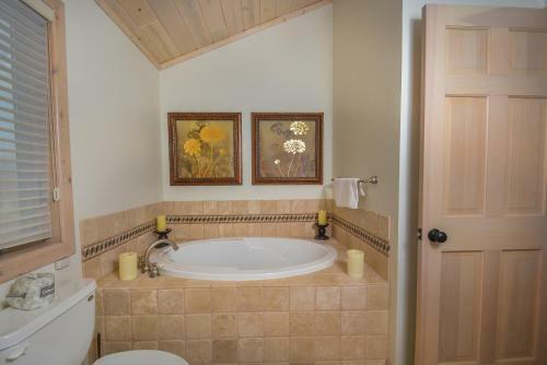 Steden Court Eight-bedroom Holiday Home
