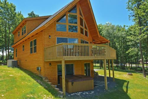 Mountain Dreams Five-bedroom Holiday Home