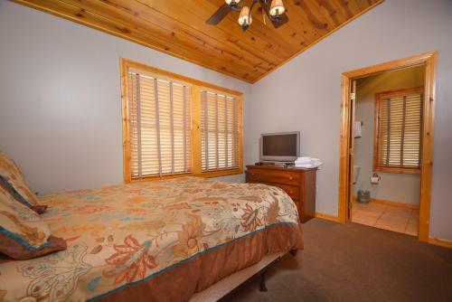 No Worries Five-bedroom Holiday Home