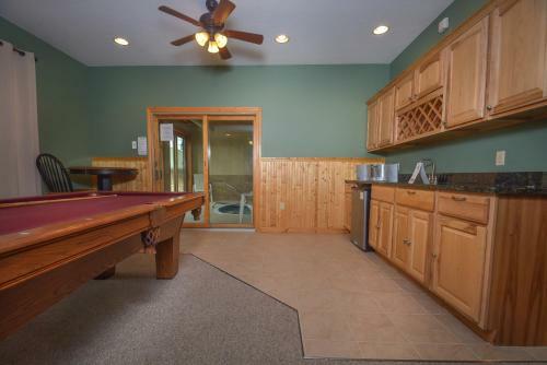 No Worries Five-bedroom Holiday Home