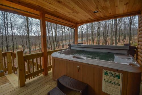 Log Me Inn Five-bedroom Holiday Home