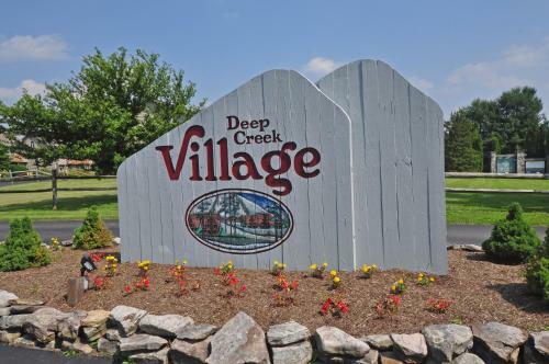 Deep Creek Village #23 Three-bedroom Holiday Home