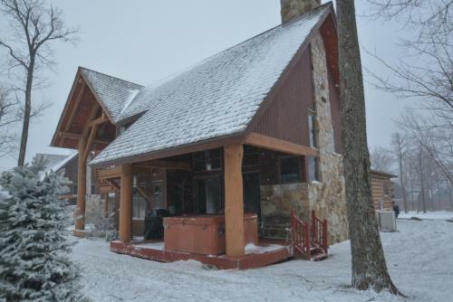 Ski Chalet Four-bedroom Holiday Home