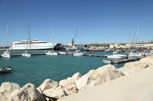 Bed & Breakfast Pozzallo Motel Nautico