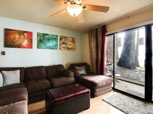 Timberlake Lakefront Studio