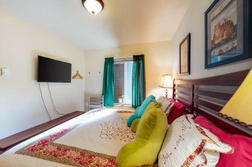 Aspen Village 51