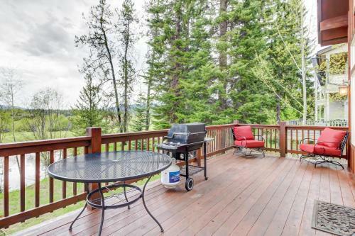 Cedar Lane Golf Course Home