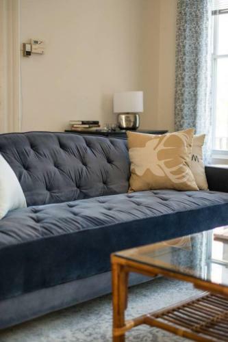 North Cass Street One Bedroom Apartment