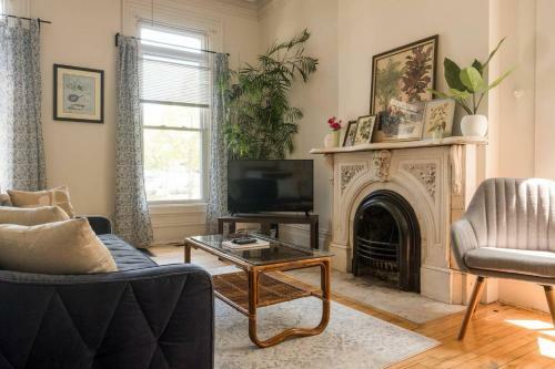 North Cass Street One Bedroom Apartment