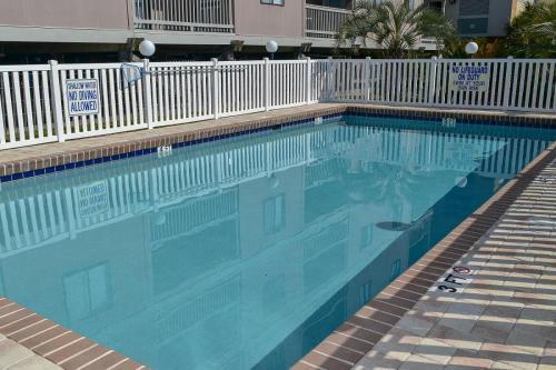 Apartamento Chateau By The Sea J1 Condo