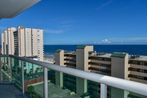 Apartamento Malibu Pointe 1006 Condo