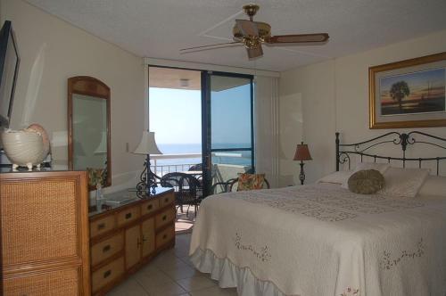 Apartamento 1045-5-b Shoreham Towers II Condo