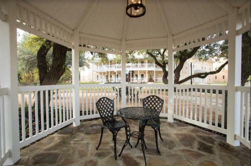 Gruene River Hotel & Retreat