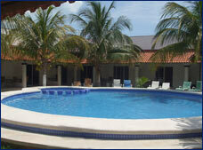Hotel Plaza Almendros