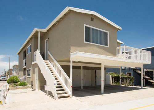 3612 Seashore Drive (68251)
