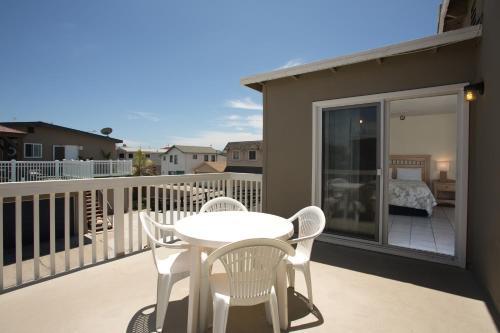 3612 Seashore Drive (68251)