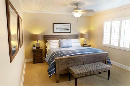1400 South Bayfront 5 Bedroom Home