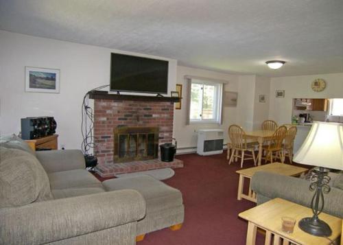 Alpine Village Resort 47